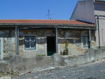 Lado direito da fachada