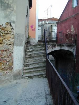 O tunel e o acesso ao numero 28