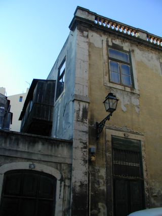 Fachada para a Trav. do Almada
