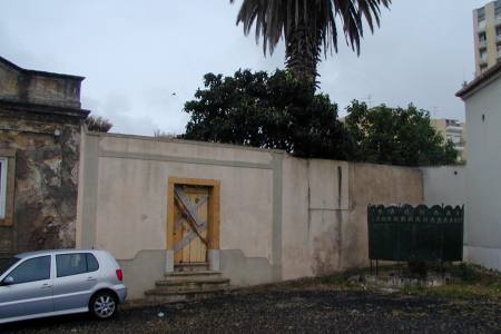 Porta do quintal