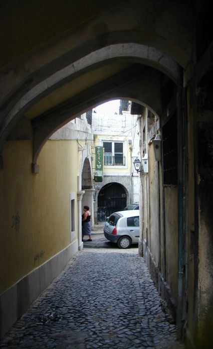 Beco na Rua Nova do Carvalho