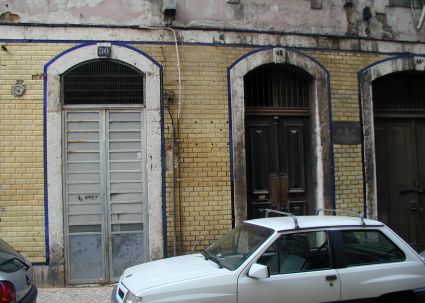 Pormenor da entrada na Rua do Ferragial